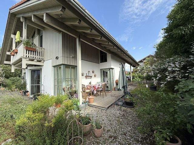 Immobilie in Kienberg - Freiwerdendes Traumhaus nähe Chiemsee mit traumhaften Bergblick, Einliegerwohnung Doppelgarage und g..., 83361 Kienberg, Wirtsfeld 43 - Bild 2