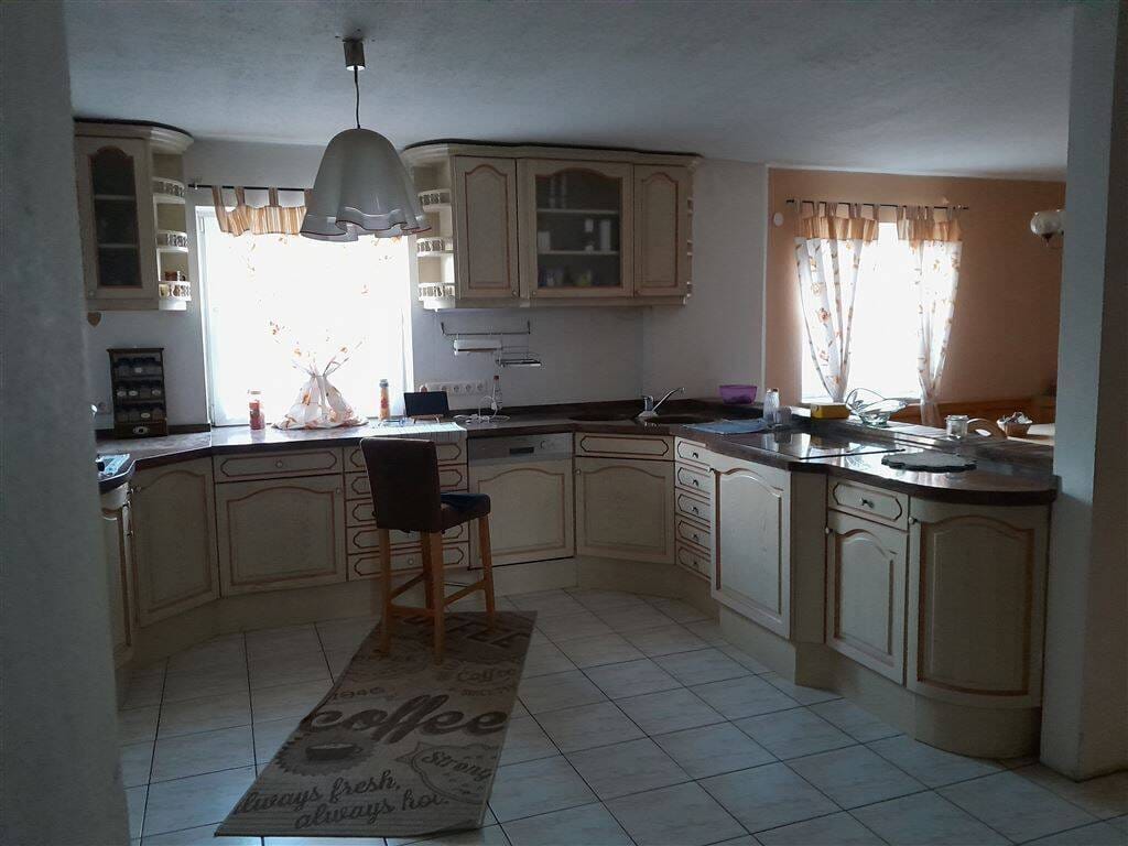 Immobilie in Niederalteich - freistehendes Einfamilienhaus mit großem Garten - ideal für Familie - Bild 2