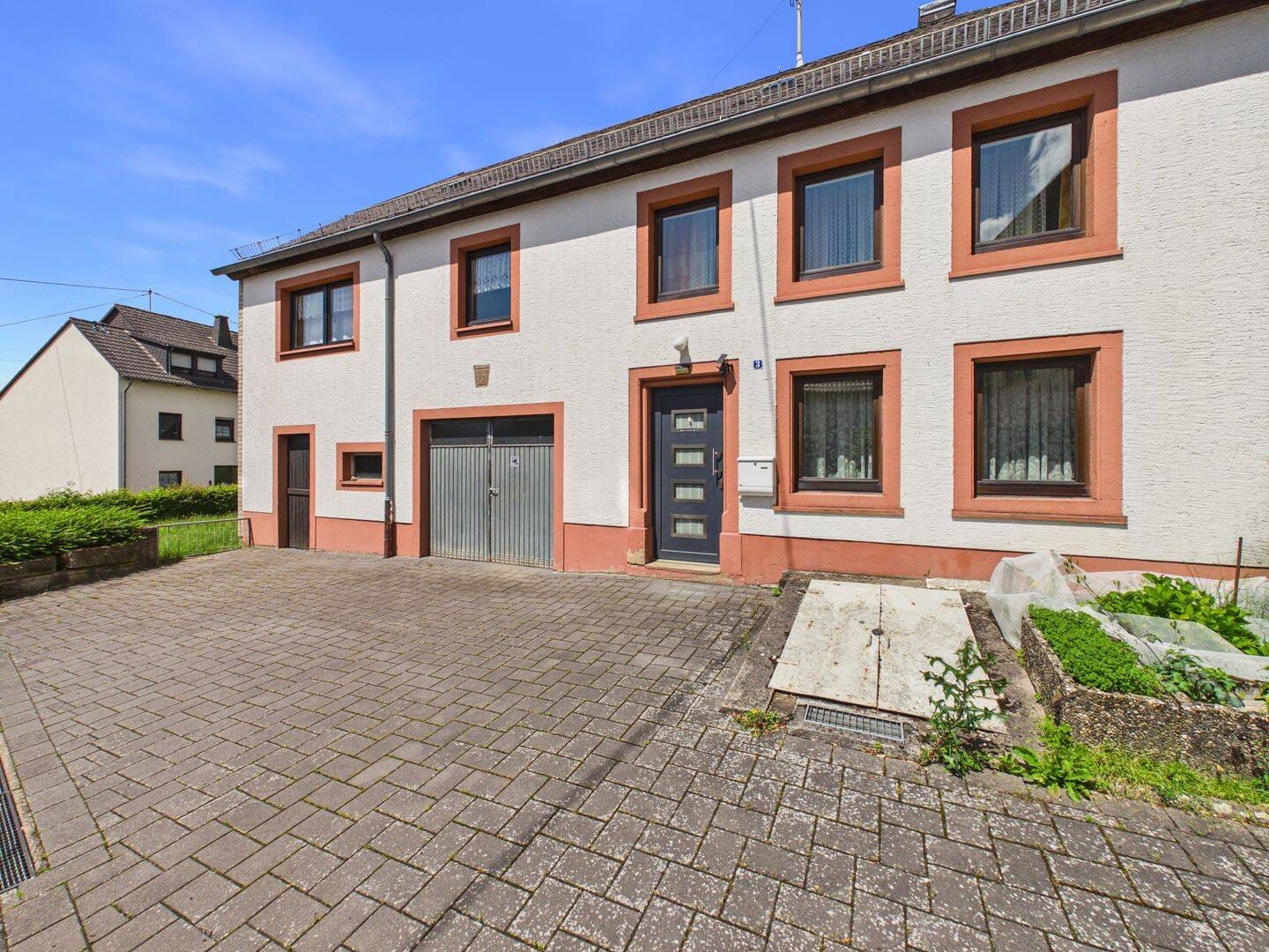 Immobilie in Trierweiler - Einfamilienhaus mit Ausbaupotenzial und großem Grundstück in Trierweiler-Sirzenich - Bild 0