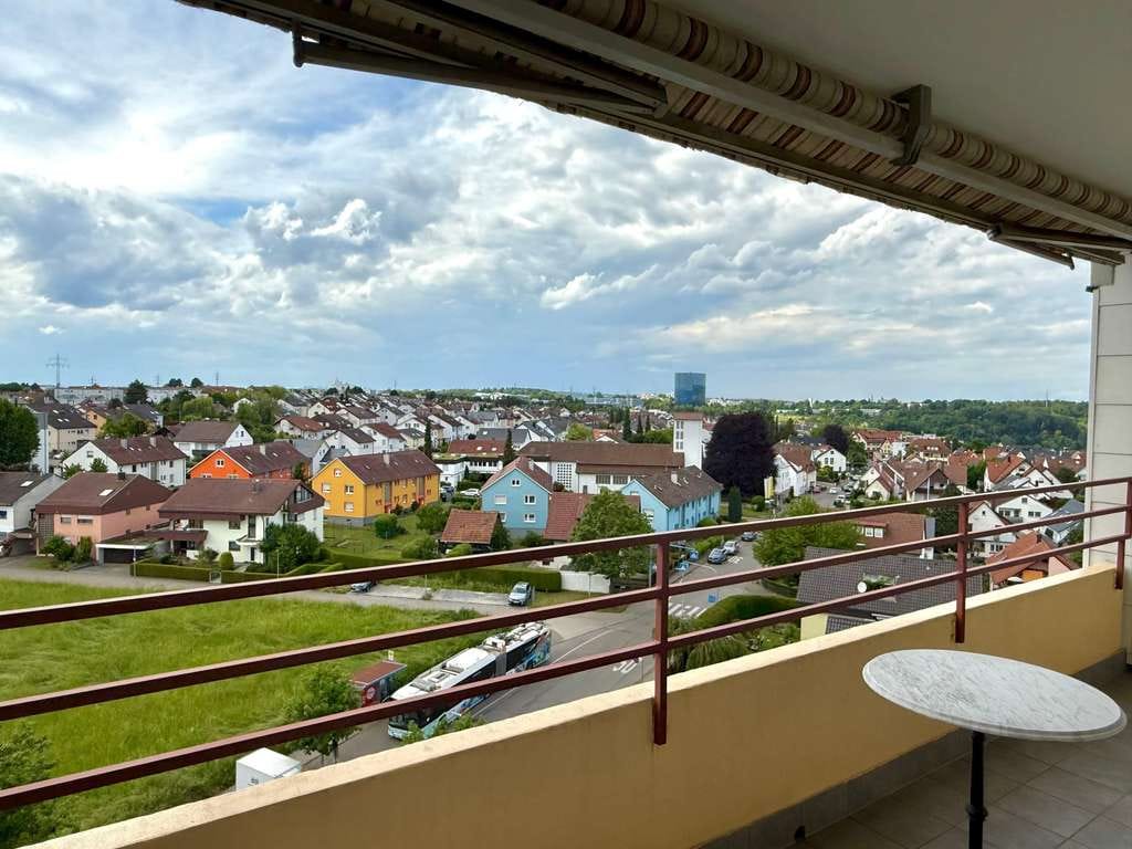 Immobilie in Esslingen am Neckar - 1 Zi. ETW mit Balkon & TG-Stellplatz - Bild 0