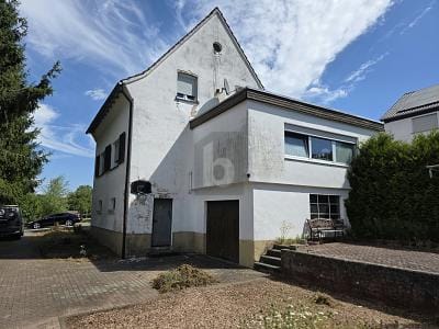 Immobilie in Breitenbach - VIEL PLATZ FÜR NEUE IDEEN - Bild 1