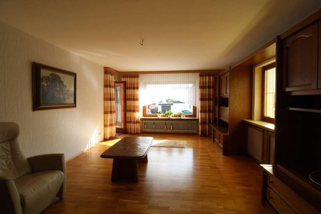 Immobilie in Bitz - Gepflegtes Einfamilienhaus mit Einliegerwohnung in ruhiger Wohnlage von Bitz - Bild 3