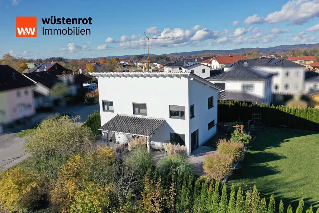 Immobilie in Aholfing - Neuwertiges, modernes Einfamilienhaus auf 1.400 m² Grundstück mit Pool & Doppelgarage – Aholfing - Bild 4