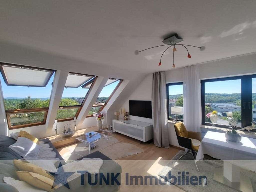 Immobilie in Mömbris - Am Feldrand mit Traumhaften Ausblick, Außen Pool, Sauna, EBK und Autostellplatz in Mömbris/Daxberg! - Bild 3