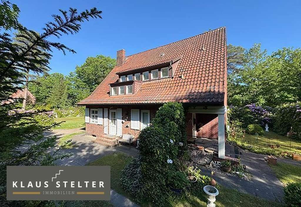 Immobilie in Faßberg - ROTSTEINHAUS MIT STAFFELGAUBEN - Bild 0