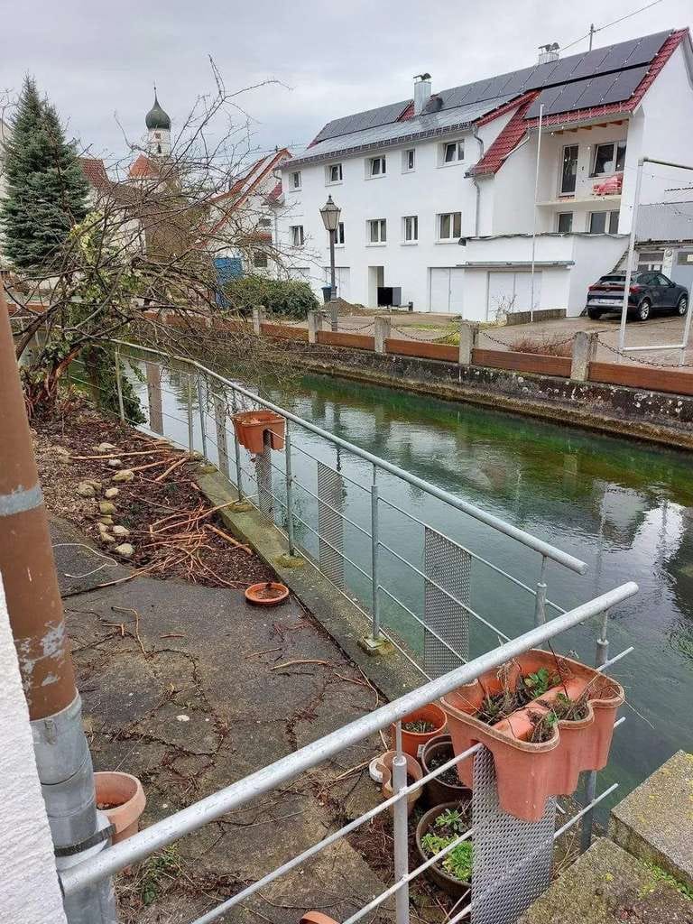 Immobilie in Ehingen (Donau) - Hübsche Doppelhaushälfte mit neuer Heizungsanlage (Wärmepumpe) - Bild 1