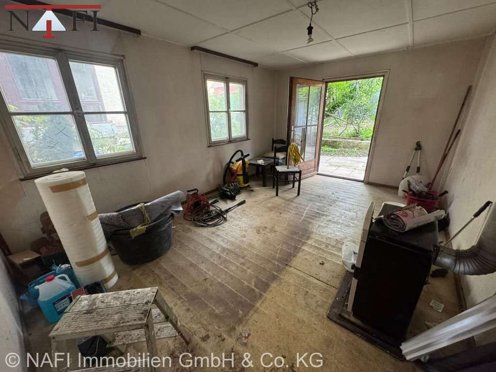 Immobilie in Ludwigsburg - ** Rohdiamant für Familien und Investoren - Mehrgenerationenhaus mit großem Entwicklungspotenzial ** - Bild 2