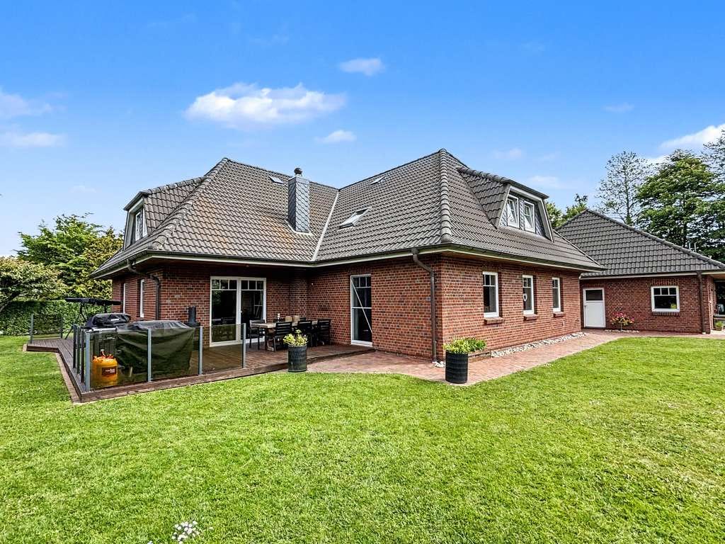 Immobilie in Achtrup - Viel Platz in Bestlage: Modernes Familienhaus nahe Nordsee &amp; Dänemark in Achtrup - Bild 0