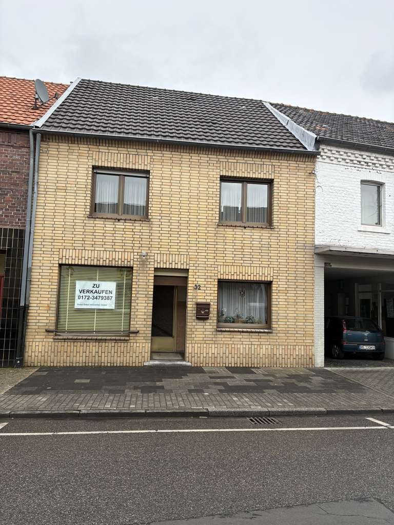 Immobilie in Hückelhoven - Interessantes Wohnhaus mit Ladenlokal  in Hückelhoven Brachelen für Handwerker - Bild 0