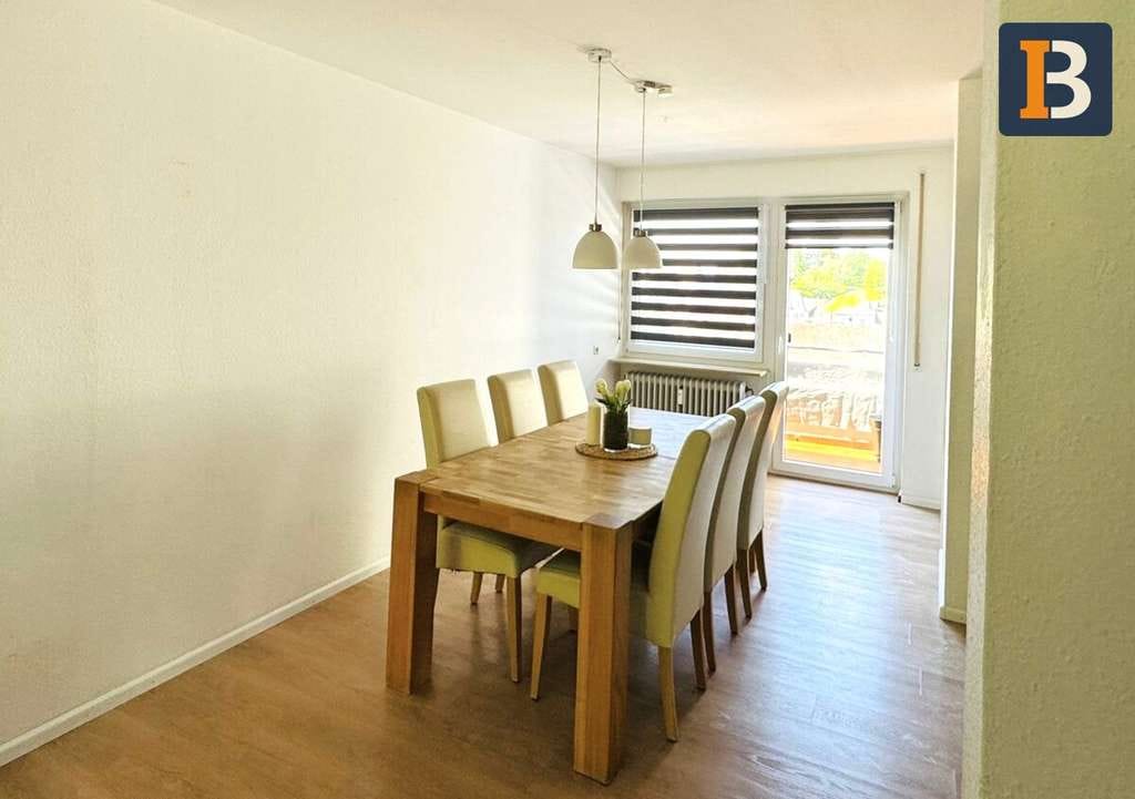 Immobilie in Schliengen - Helle 4-Zimmer-WHG mit 2 Balkonen und Weitblick über Schliengen! - Bild 3