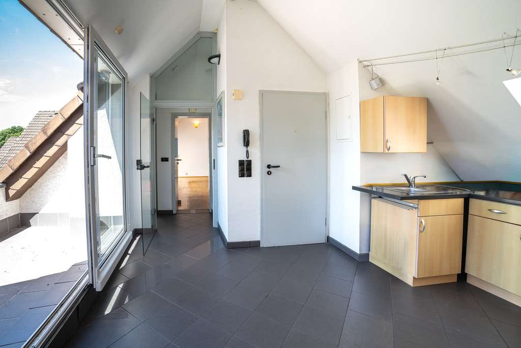 Immobilie in Schöneiche bei Berlin - Vielseitige Dachgeschosswohnung in ruhiger Lage von Schöneiche - Bild 3