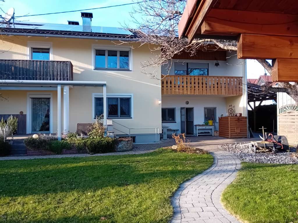 Immobilie in Penzing - Haus mit großem Garten in sehr ruhiger Lage von privat - Bild 1