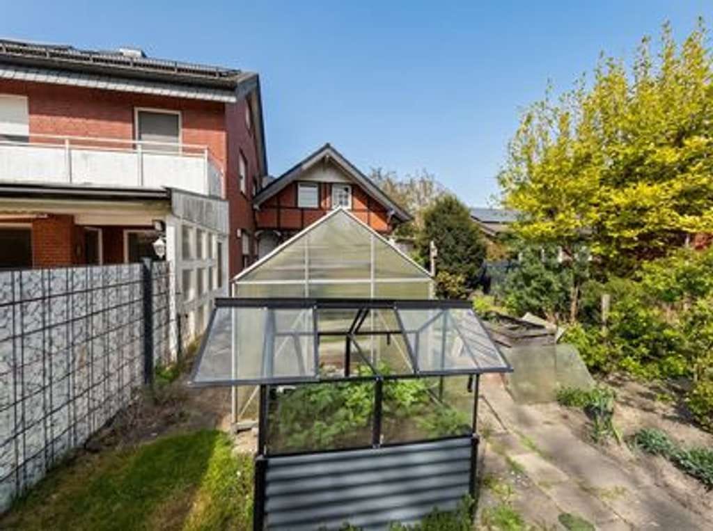 Immobilie in Telgte - energetisch aufgewertetes Haus mit viel Platz für Mehrgenerationen, Familien oder Kapitalanleger - Bild 2