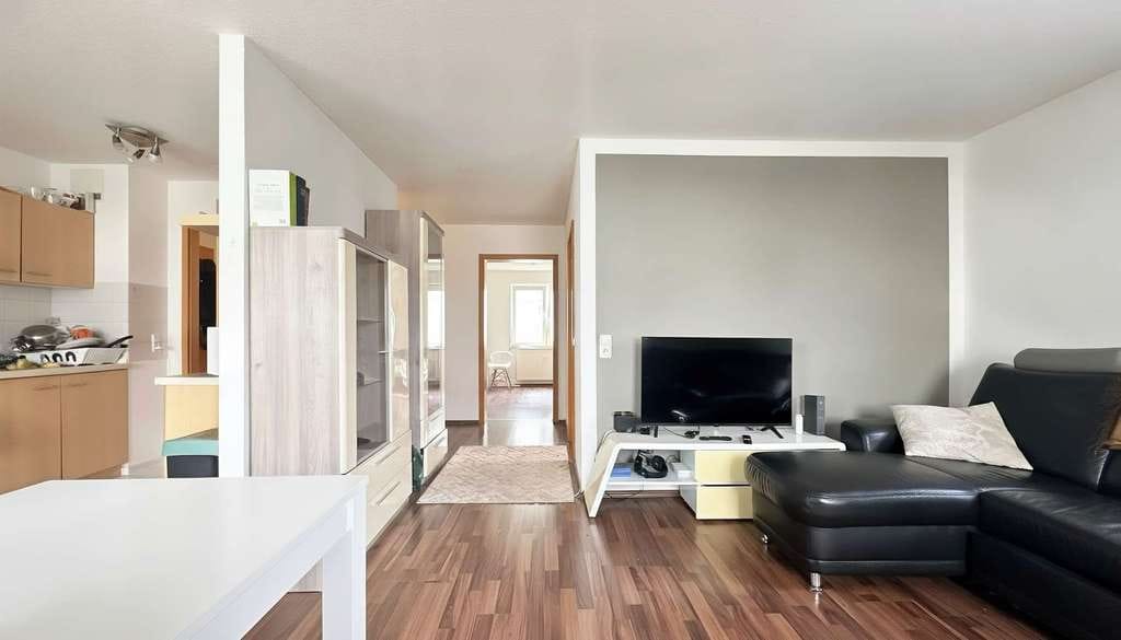 Immobilie in Jettingen - Sonnige Wohnqualität: Helle Wohnung mit Wintergarten und großzügiger Dachterrasse - Bild 3