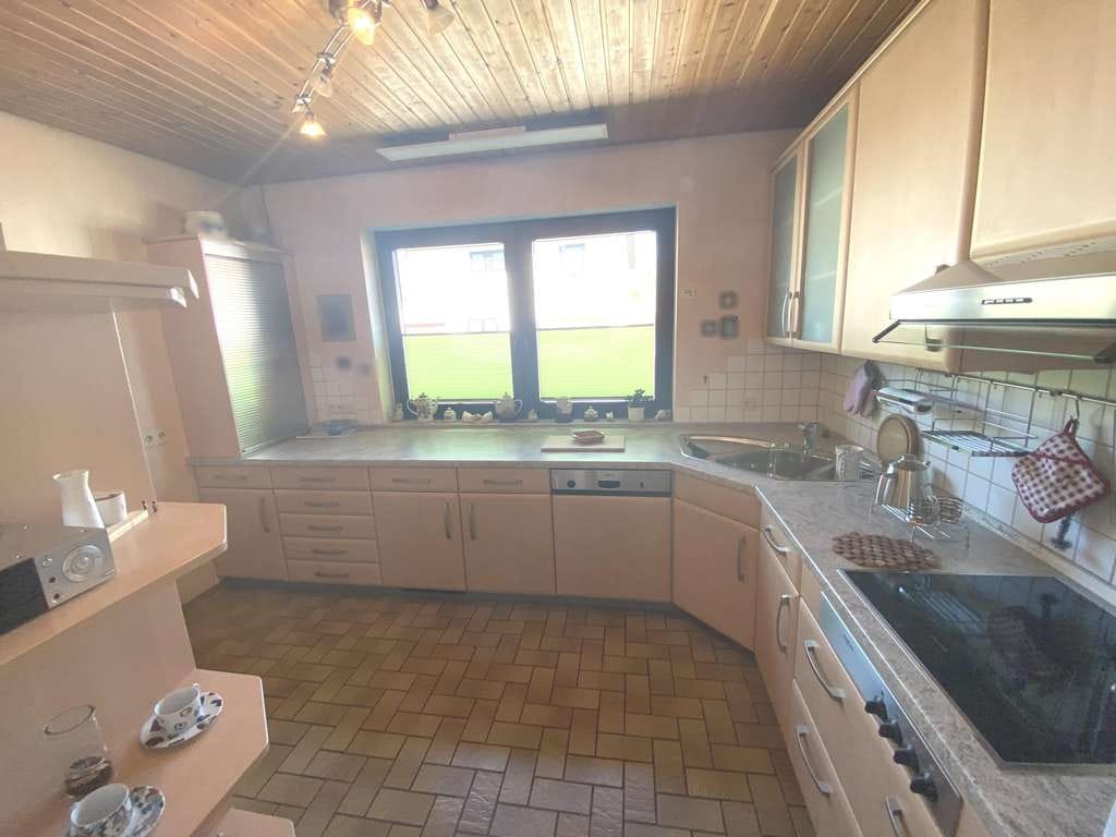 Immobilie in Göllheim - Die Architektur: Weit weg vom Alltäglichen! - Bild 3