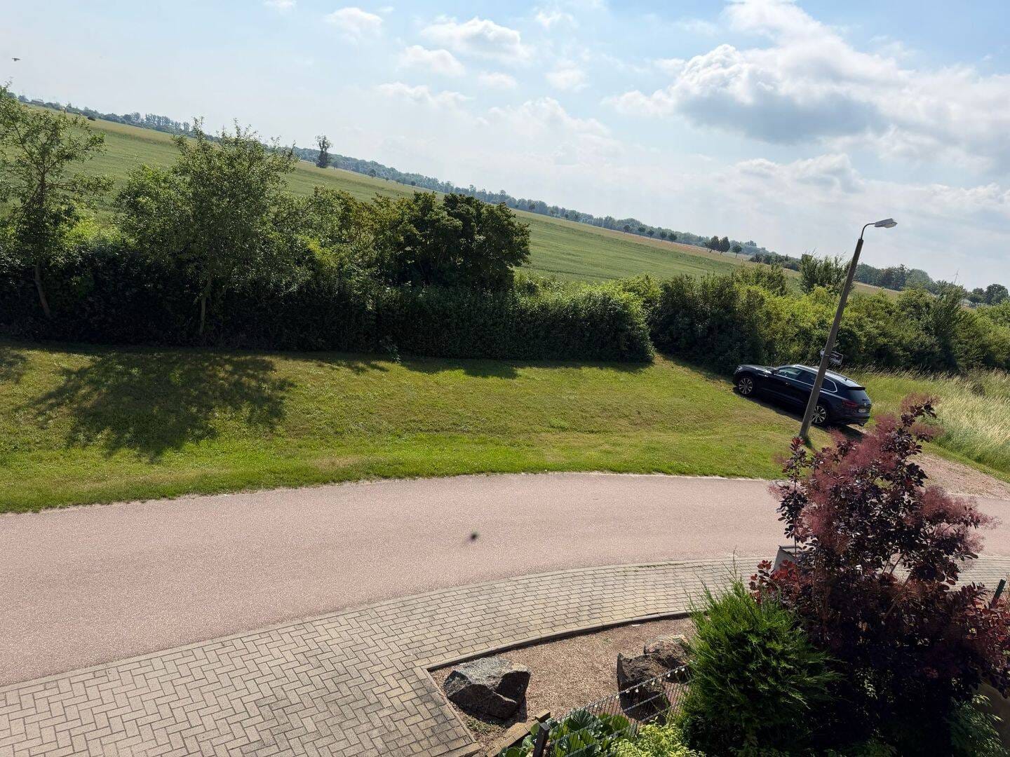 Immobilie in Südliches Anhalt - Ein Raumwunder mit Weitblick: Doppelhaushälfte mit XXL-Garage und Nebengelass in Ortrandlage! - Bild 0