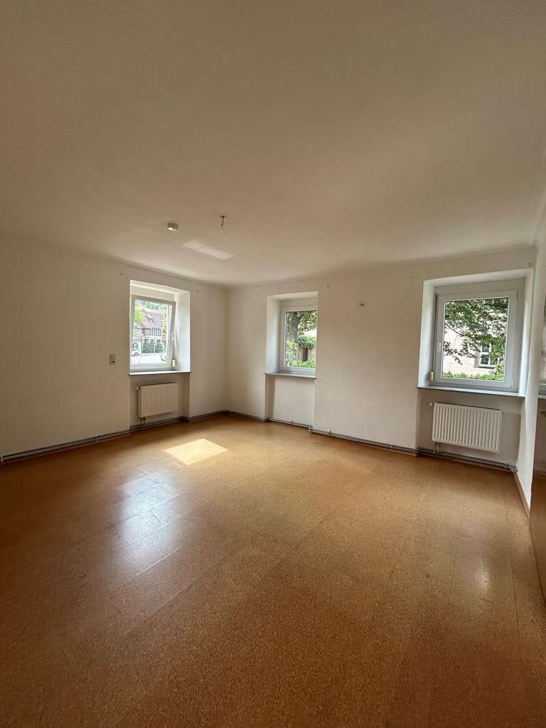 Immobilie in Untermünkheim - Erdgeschosswohnung mit Garten & Garage und Kaminanschluss - Bild 4