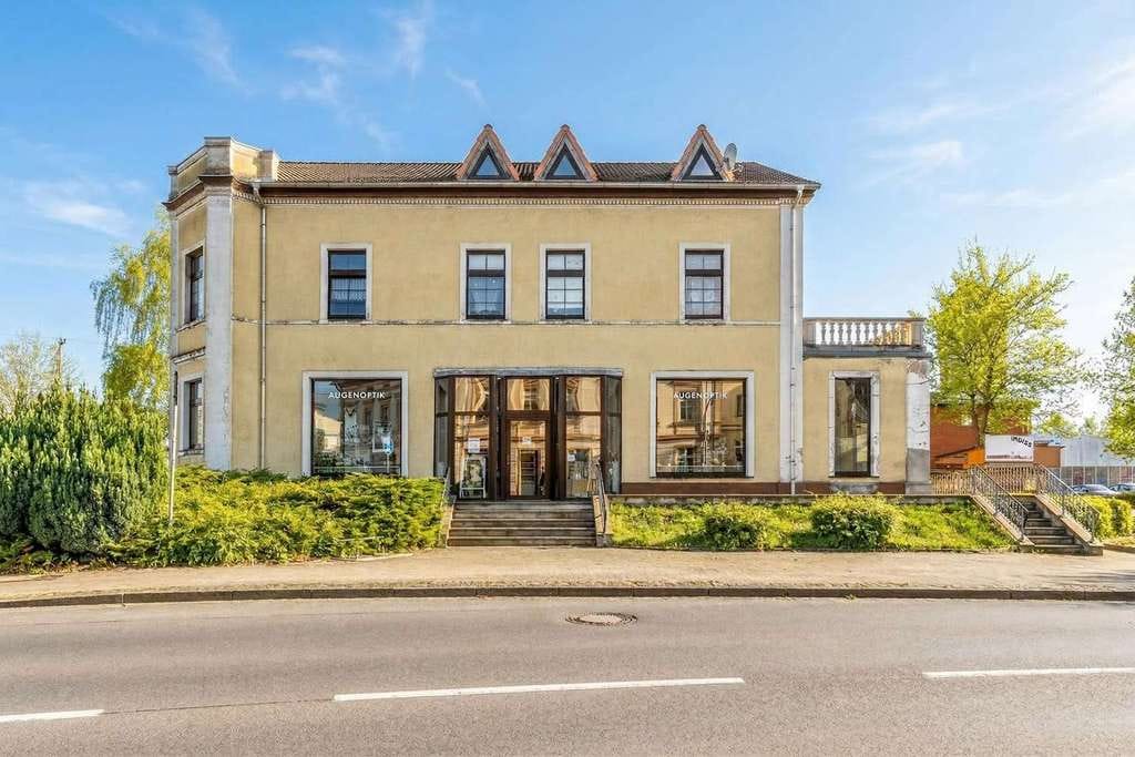 Immobilie in Neustadt (Dosse) - KENSINGTON - Exklusiv - Mehrfamilienhaus mit 4 Wohneinheiten und Gewerbe zentral in Neustadt (Dosse) - Bild 1