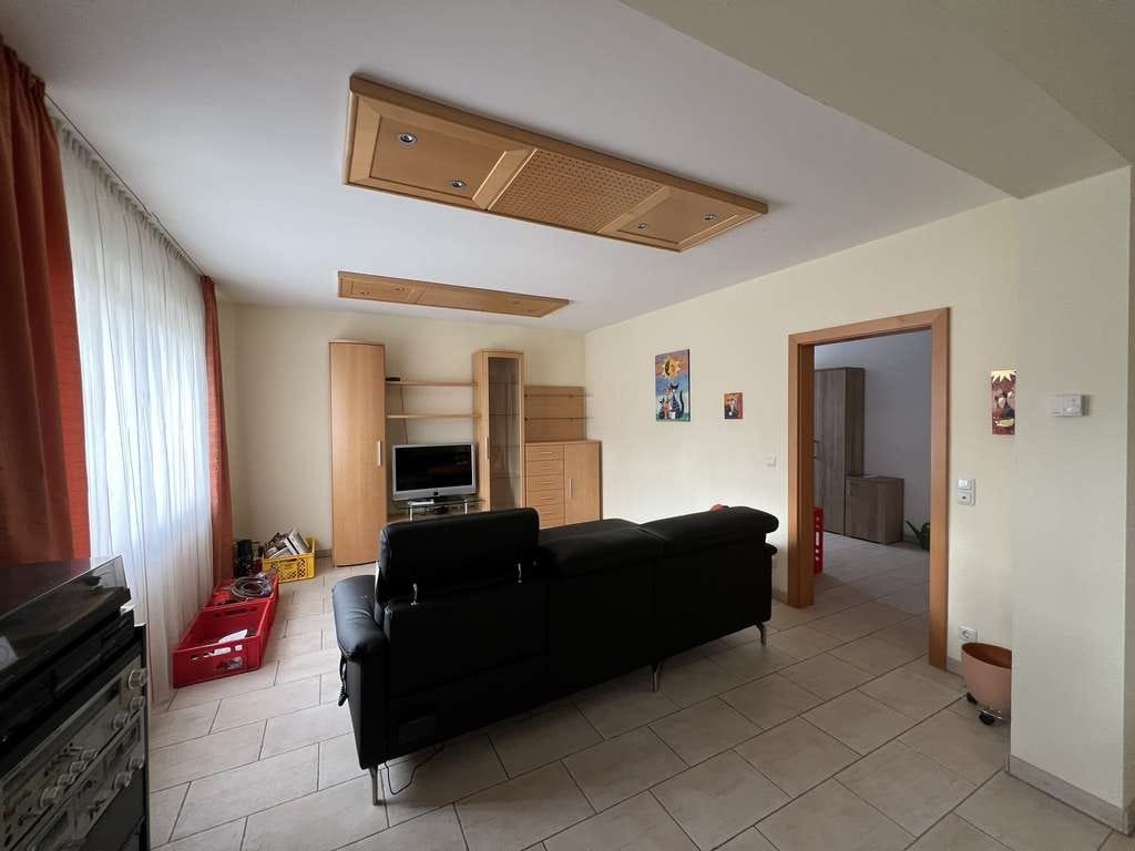Immobilie in Emersacker - ZFH mit Potenzial auf großem Grundstück, ca. 2200 m², nord-westlich v. Augsburg! - Bild 2