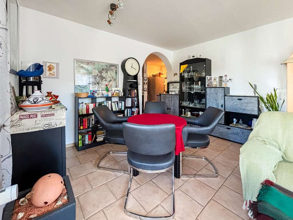 Immobilie in Groß-Umstadt - Komfortable Erdgeschosswohnung mit Balkon und Stellplatz in Groß-Umstadt/Wiebelsbach - Bild 2
