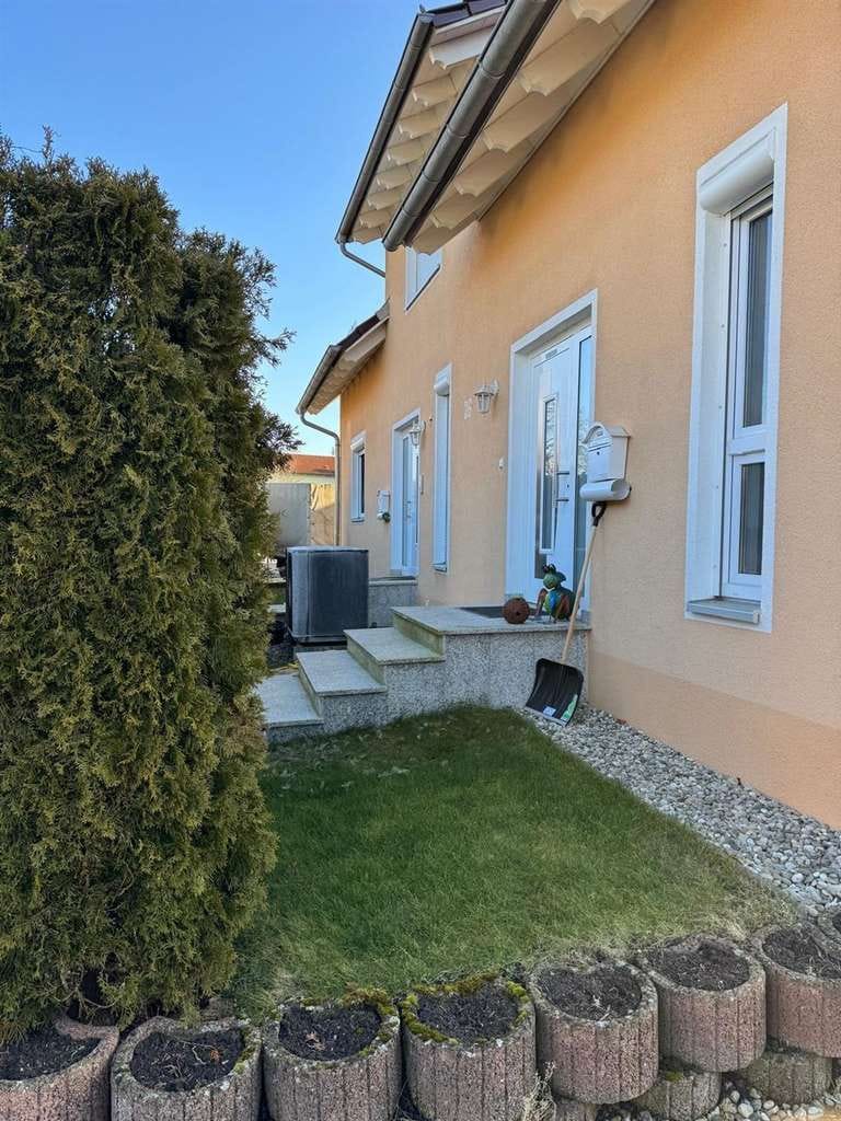 Immobilie in Starzach - Moderne Bestandsimmobilie mit Energieeffizienz – 4 Wohnungen, Garten & Stellplätze - Bild 4