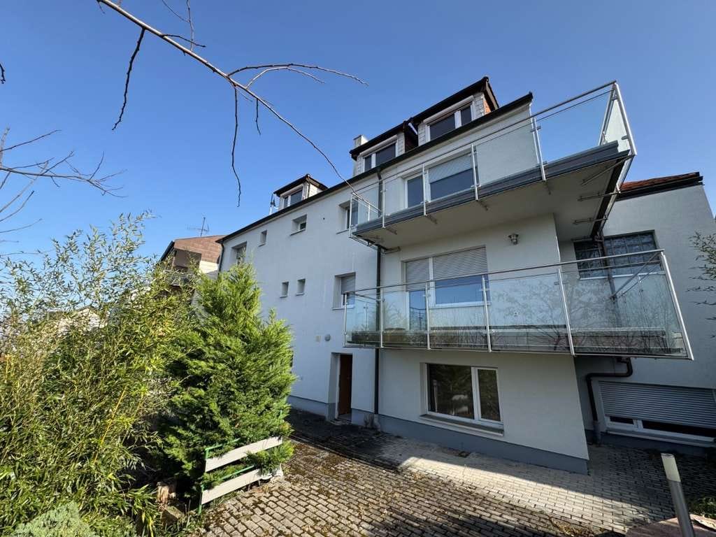 Immobilie in Gerlingen - Exklusive Panoram-EFH in Gerlingen: Residieren über den Wolken - Bild 2