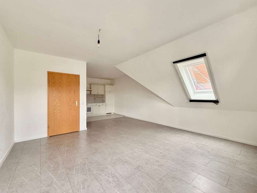 Immobilie in Weißenborn/Erzgebirge - 2-Zimmer-Dachgeschosswohnung mit offenem Wohnkonzept - Bild 2