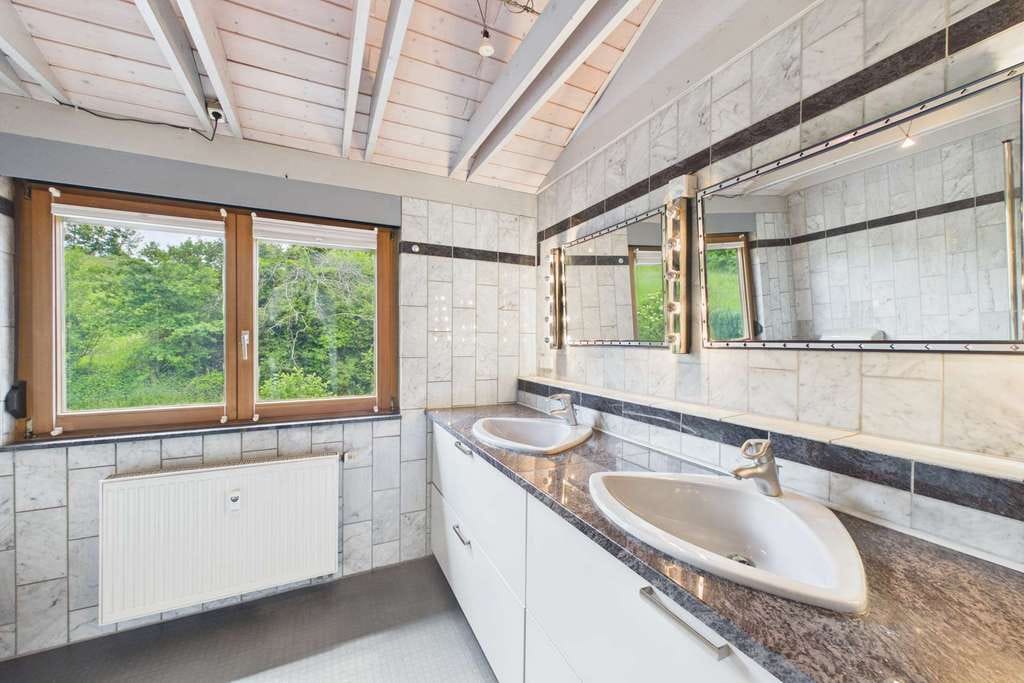 Immobilie in Heppenheim - Großzügiges Zweifamilienhaus in Heppenheim-Kirschhausen – Wohnen & Mieteinnahme unter einem Dach - Bild 2