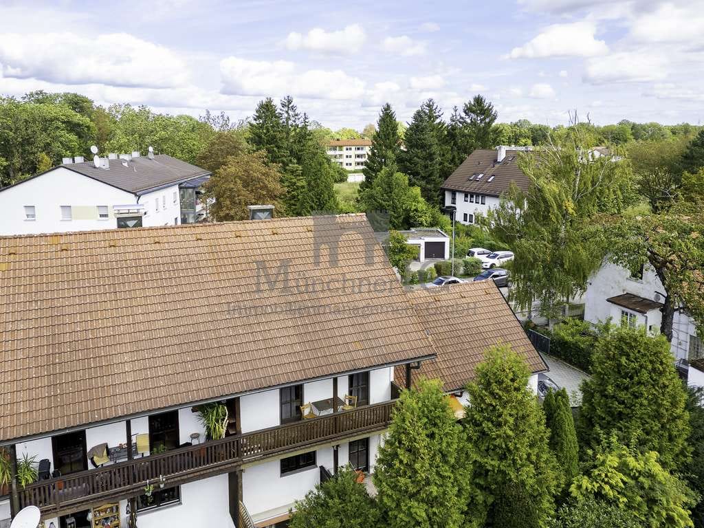 Immobilie in Planegg - MÜNCHNER IG: Dachgeschossflair pur auf zwei Ebenen – helle Räume und besondere Wohnatmosphäre! - Bild 0