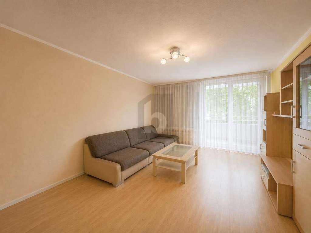 Immobilie in Möglingen - FAMILIENFREUNDLICH MIT BALKON & TG - Bild 2