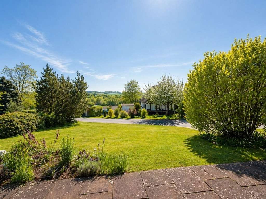 Immobilie in Marienmünster - Charmantes Wohn- oder Ferienhaus in ruhiger Lage mit Weitblick - Bild 3