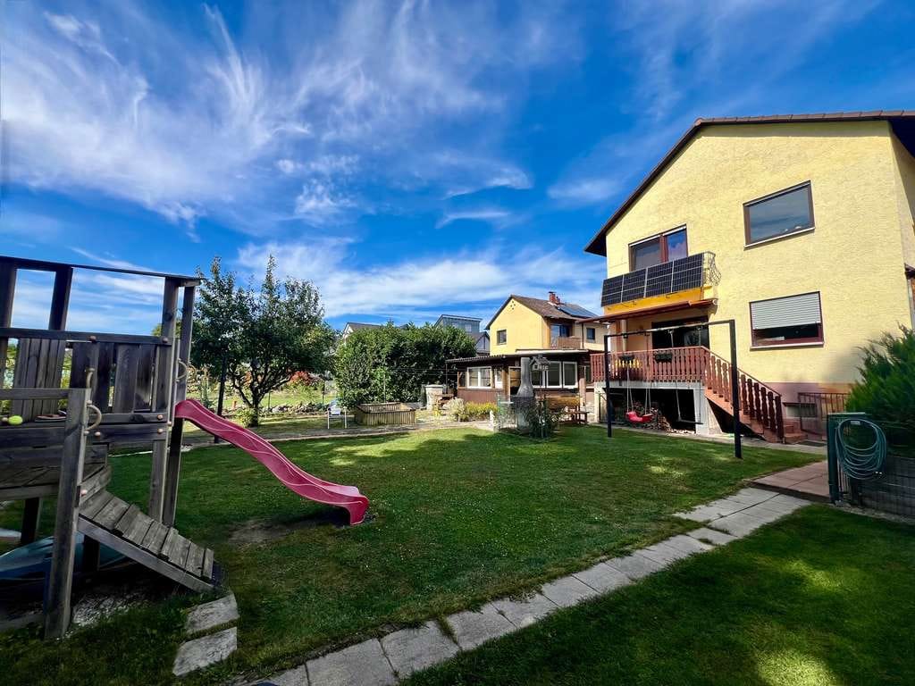 Immobilie in Einhausen - Perfekt für das Mehrgenerationenprojekt - zwei Einfamilienhäuser mit großzügigem Garten - Bild 1