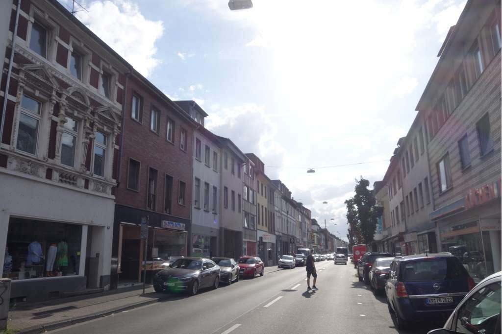 Immobilie in Krefeld - Attraktiv vermietetes Wohngeschäftshaus in Krefeld - Ist-Faktor 12,4 - Bild 2