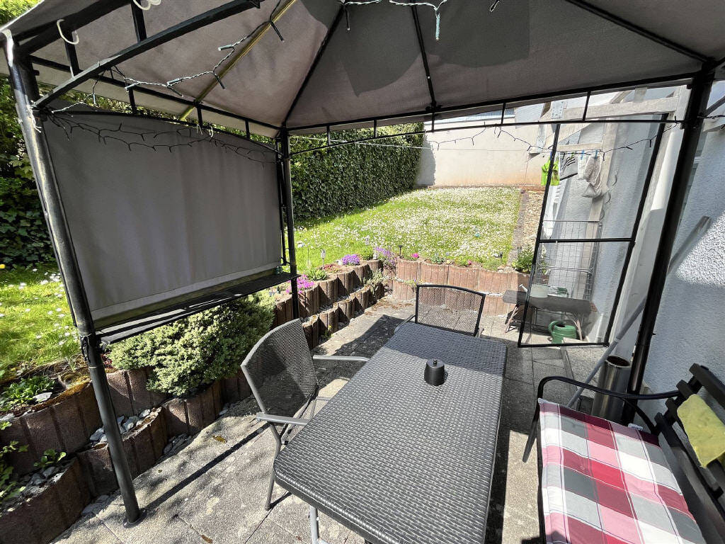 Immobilie in Hardheim - Attraktive 3-Zimmer-Wohnung mit großzügiger Terrasse in ruhiger Lage von Hardheim - ungekündigt vermietet - Bild 2