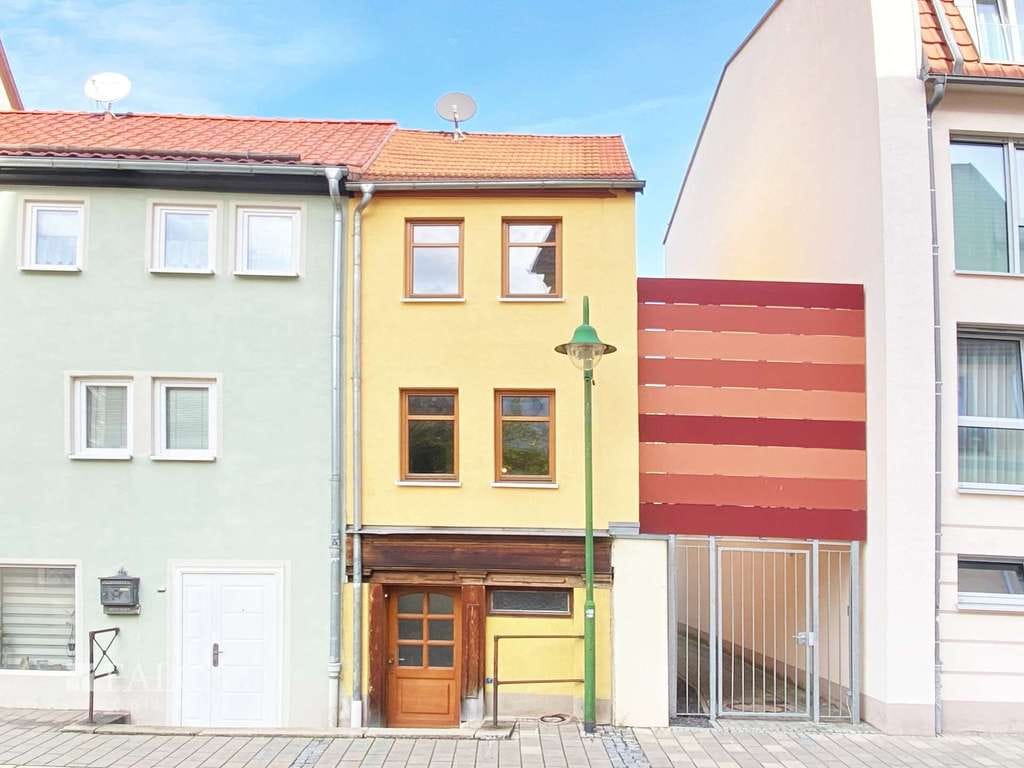 Immobilie in Oppurg - Kapitalanlage mit attraktivem Cashflow – Reihenendhaus in Pößneck mit 1.078 € Monatsmiete - Bild 1