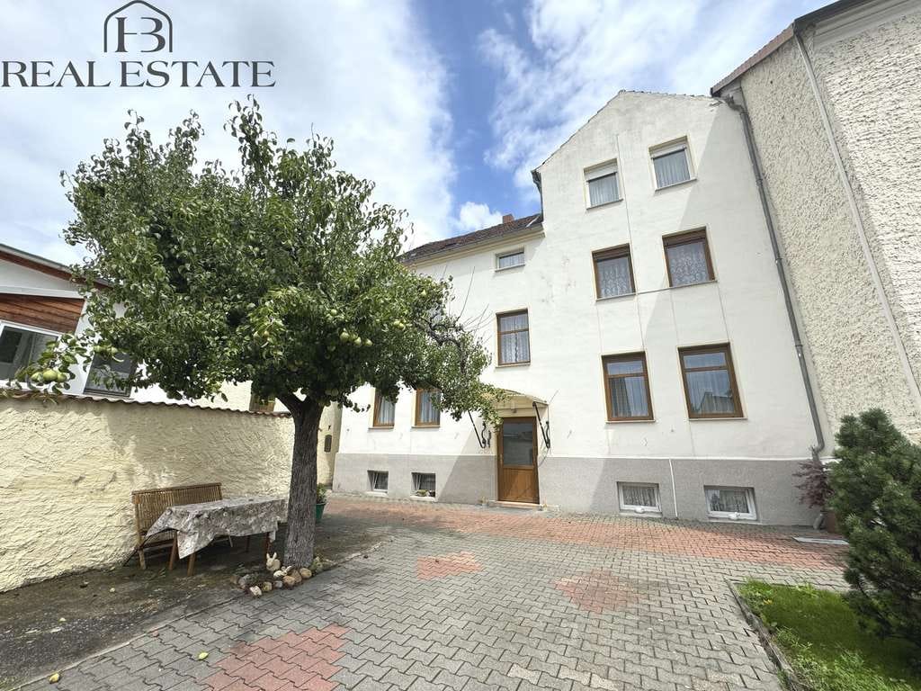 Immobilie in Barleben - Familienfreundliches Haus mit Potenzial in gefragter Lage bei Barleben - Bild 0