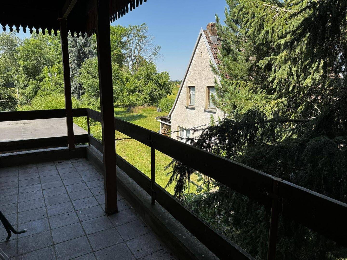 Immobilie in Liebschützberg - Einfamilienhaus mit viel Platz - Wohnen und Arbeiten auf einem Grundstück - Bild 5