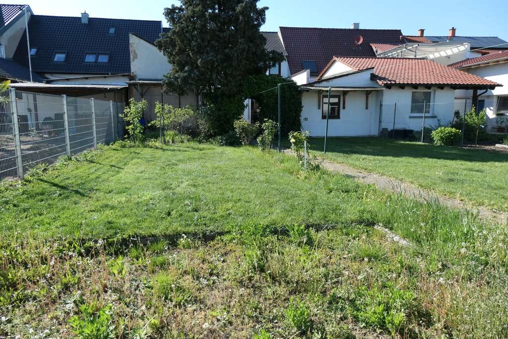 Immobilie in Oberhausen-Rheinhausen - 2-Fam Haus mit Ausbaupotential - 514 m² Grundstück - Bild 0