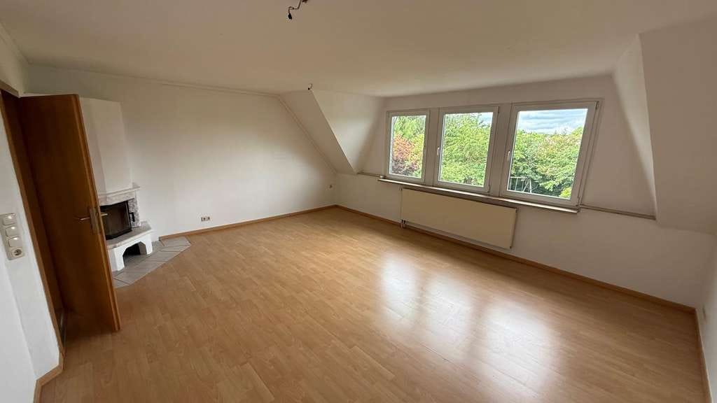 Immobilie in Schwerin - Kleines Mehrfamilienhaus mit großem Grundstück in Schwerin Warnitz zu kaufen! - Bild 1