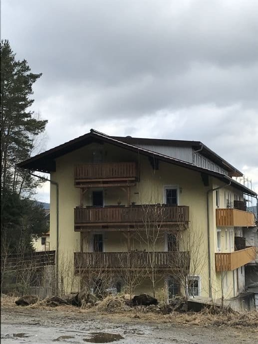 Immobilie in Grafenwiesen - Kapitalanalge - 2-Zimmerwohnung im DG - langfristig vermietet -  ruhige Lage - Bild 1