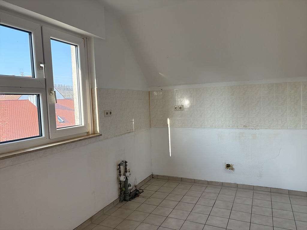 Immobilie in Freudental - Freie, großzügige  4-Zimmer-Maisonette-Wohnung -  
Balkon und TG-Stellplatz inclusive - Bild 2