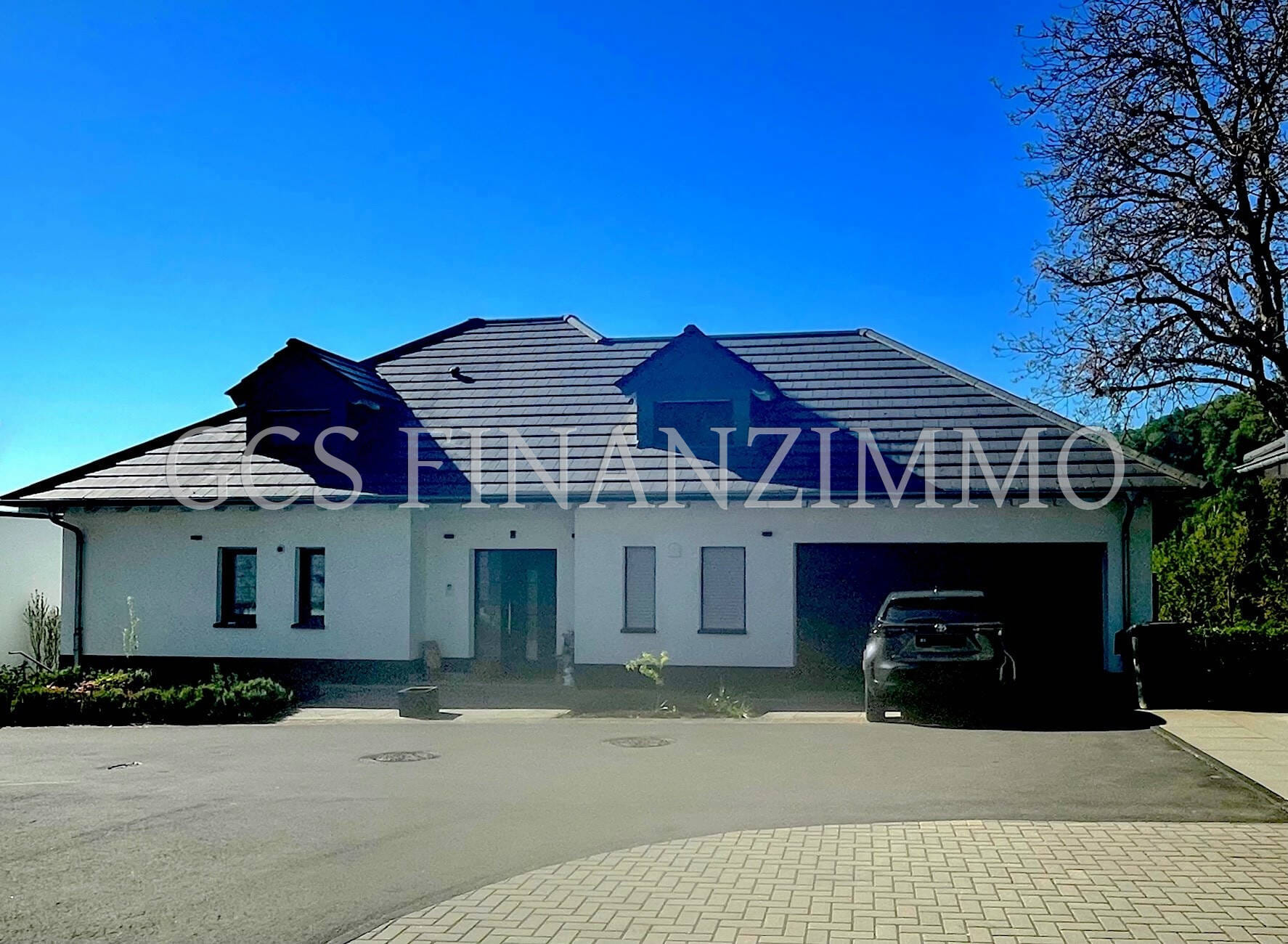 Immobilie in Echternacherbrück - Repräsentatives Architektenhaus mit 2 Wohnungen, Doppelgarage, großer Carport in bevorzugter Lage - Bild 0