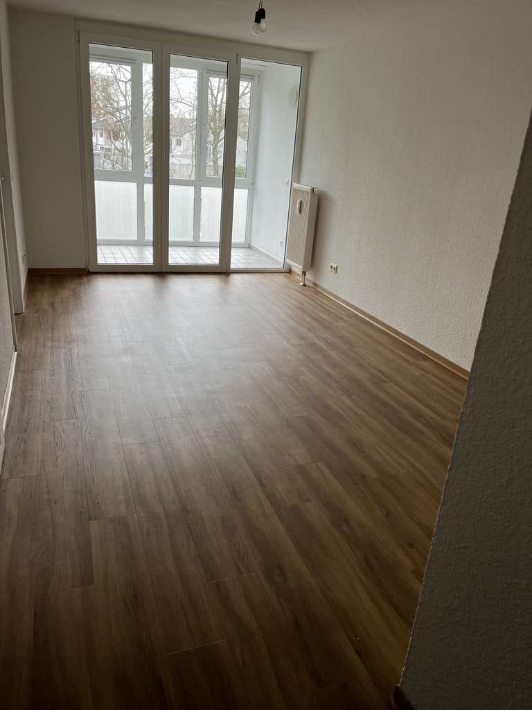 Immobilie in Durmersheim - Schöne, helle 2-Zimmerwohnung mit kl. Wintergarten in Durmersheim - Bild 1