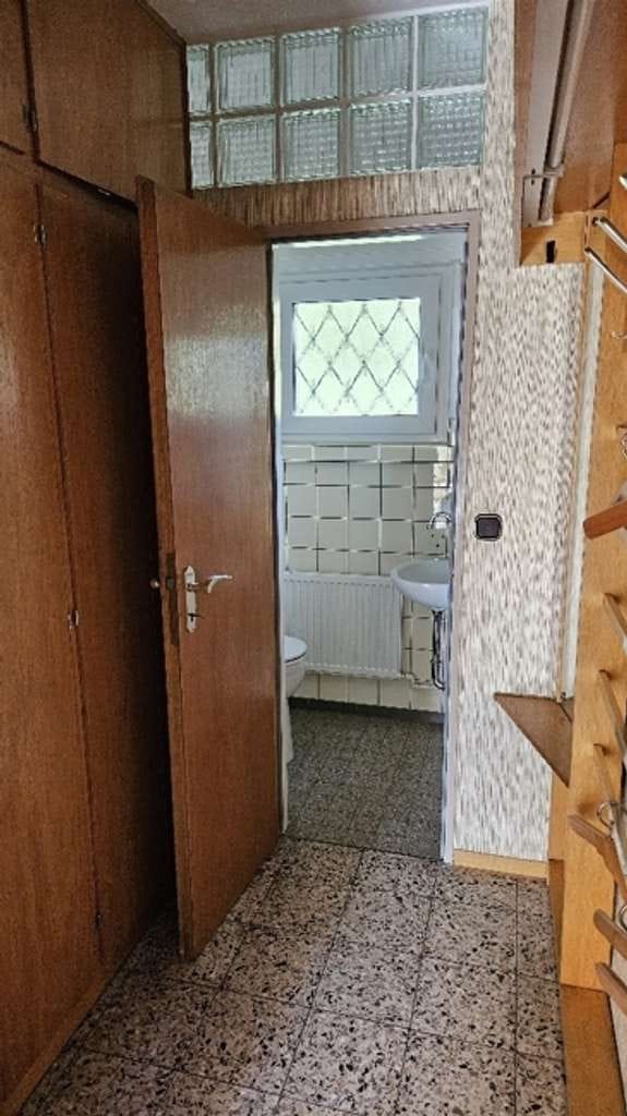 Immobilie in Langenselbold - Massivhaus in begehrter Lage aus Erstbesitz - Bild 4