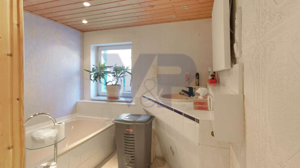 Immobilie in Eisenberg - PROVISIONSFREI* - Hier steckt mehr drin, als man auf den ersten Blick sieht! - Bild 3