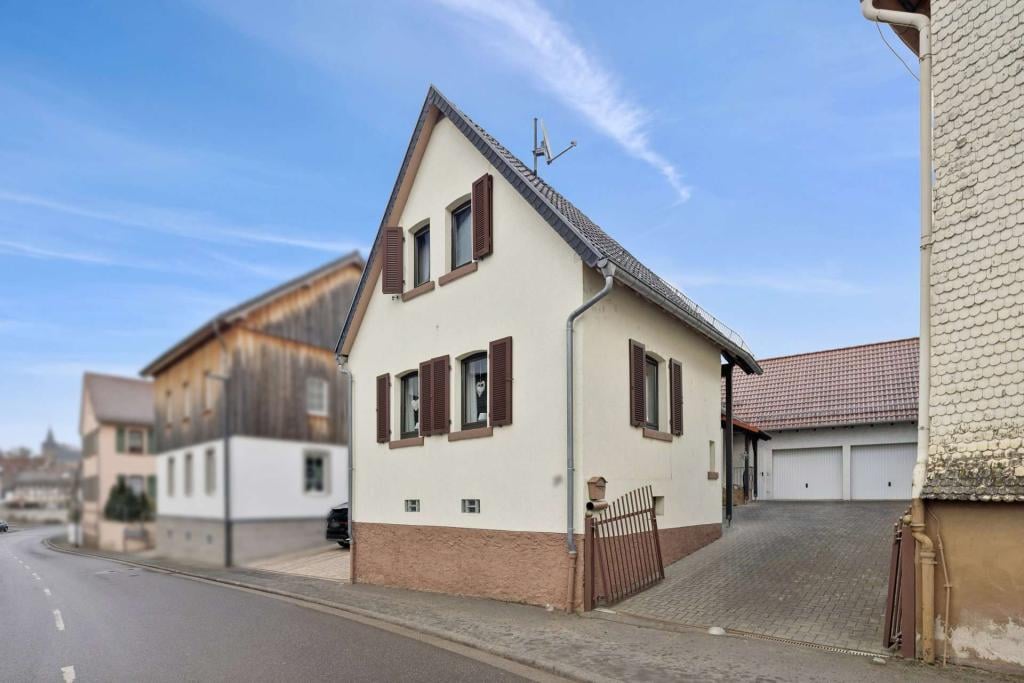 Immobilie in Ober-Mörlen - Einfamilienhaus freistehend in Ober-Mörlen (Langenhain-Ziegenberg) - Bild 0