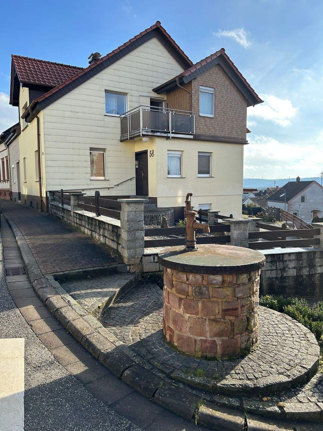 Immobilie in Gries - Sehr schönes 1 bis 2 Familienhaus mit Weitblick  - Bild 2