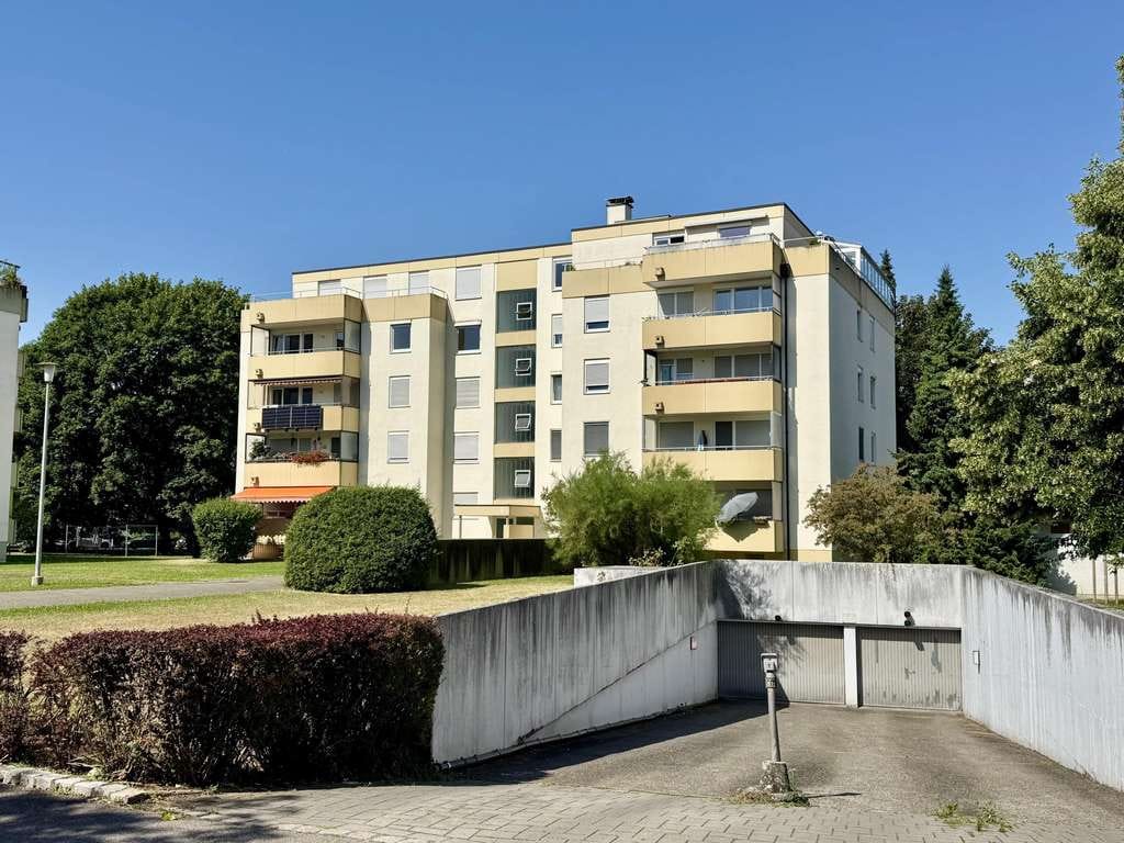 Immobilie in Grenzach-Wyhlen - 4 Zimmer Wohnung mit Lift und Tiefgarage - Bild 0