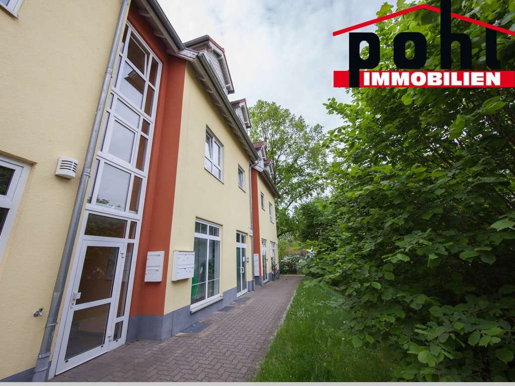 Immobilie in Hildburghausen - Gemütliche 2-Zimmer Dachgeschosswohnung! Gut vermietet! Tiefgarage! - Bild 0