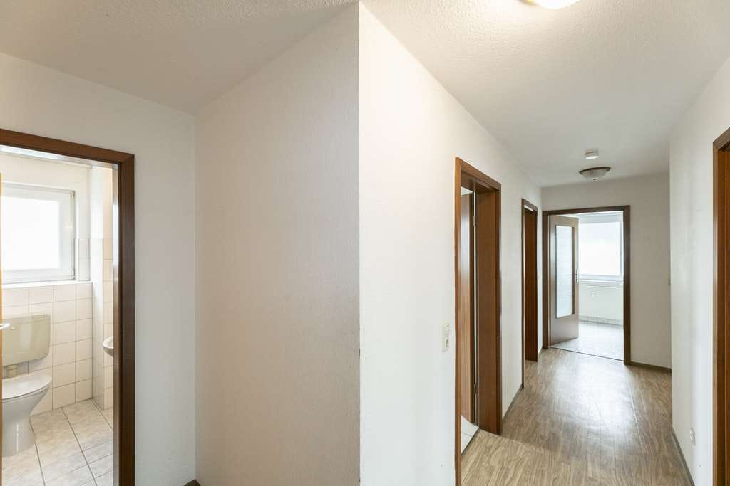 Immobilie in Ehingen (Donau) - Ideal für Paare & kleine Familien – 
Wohnung mit Balkon und TG-Stellplatz - Bild 2